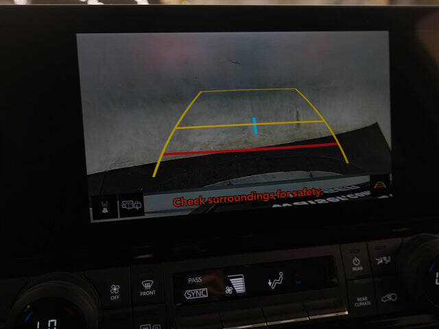 2025 Toyota Grand Highlander LE