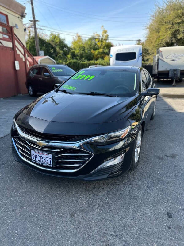 2019 Chevrolet Malibu 1LT photo 2