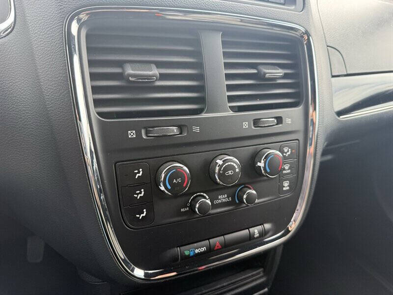 2018 Dodge Grand Caravan SE