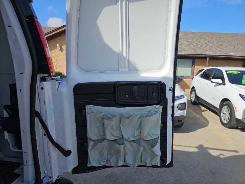 2019 Chevrolet Express 2500