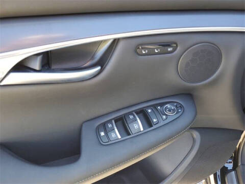 2025 Infiniti QX50 Luxe