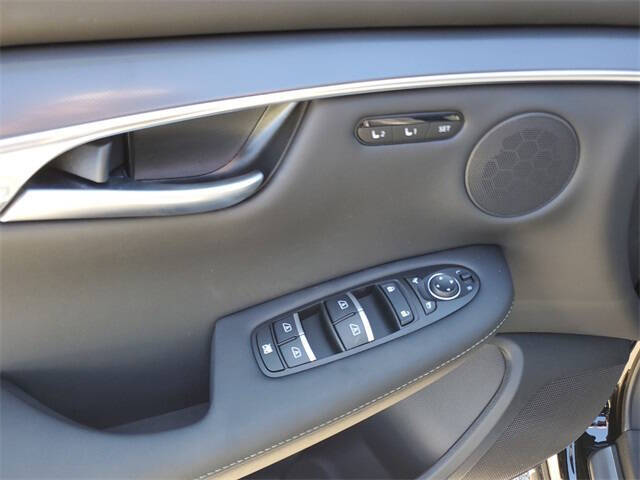 2025 Infiniti QX50 Luxe