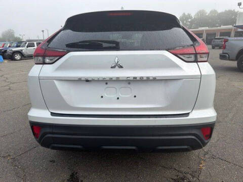 2024 Mitsubishi Eclipse Cross LE