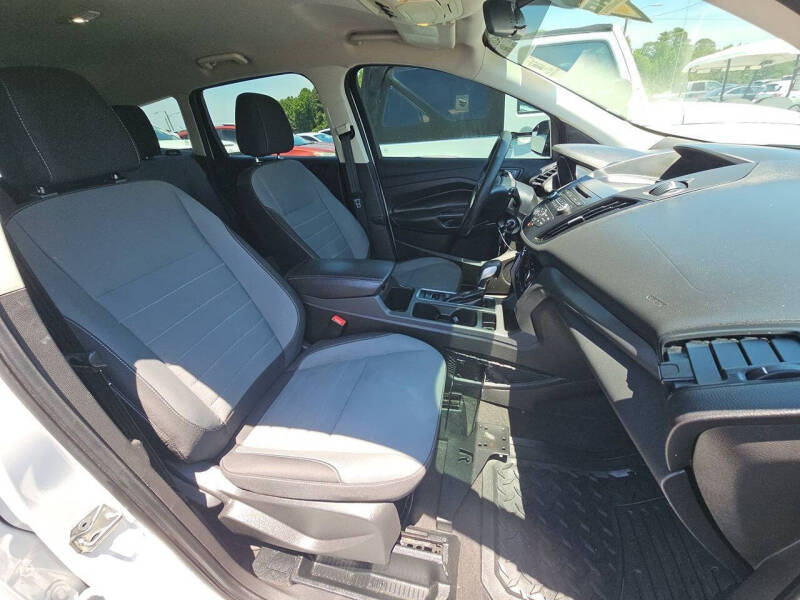 2017 Ford Escape S