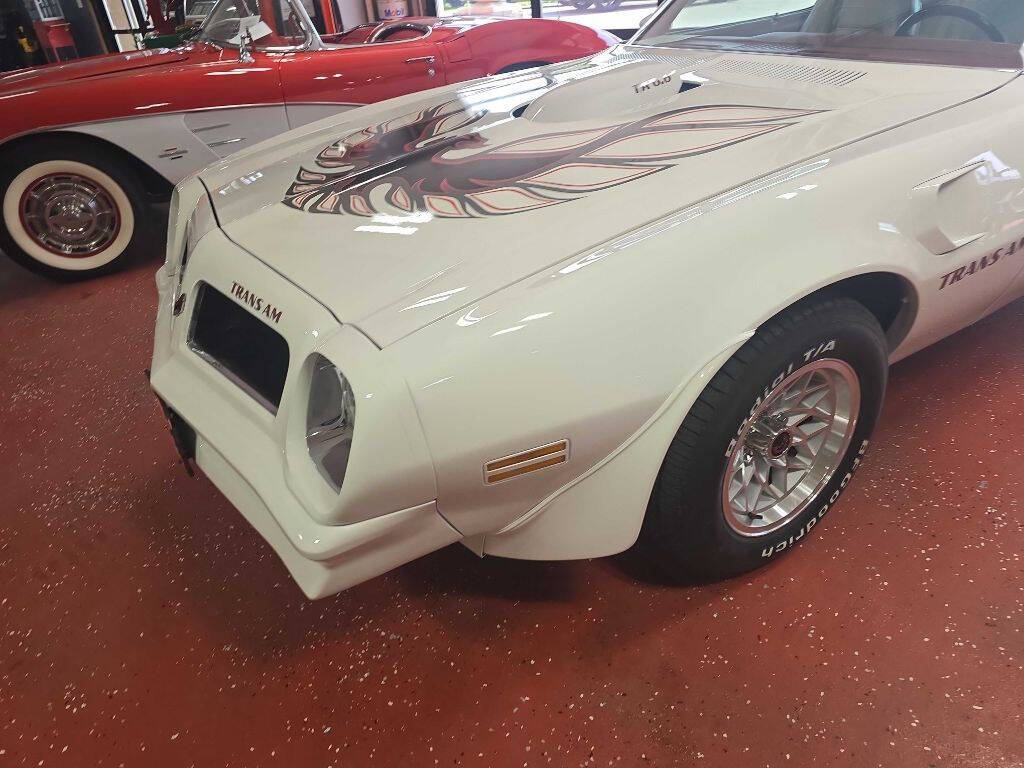 1976 Pontiac Trans Am 9