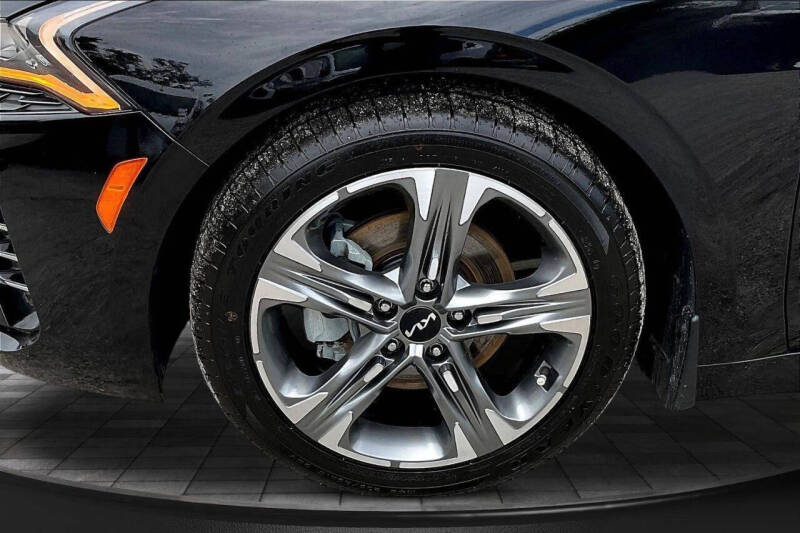 2023 Kia K5 EX
