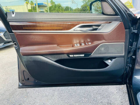 2018 BMW 7 Series 740i