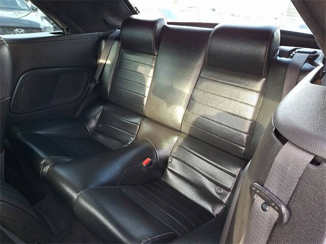 2010 Ford Mustang V6