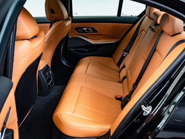 2024 BMW 3 Series 330i xDrive