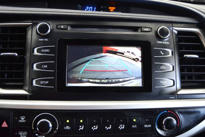2019 Toyota Highlander LE Plus