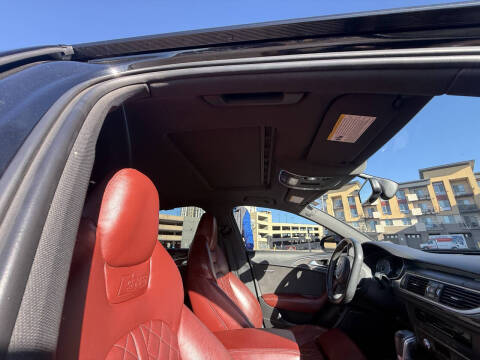 2018 Audi S6 4.0T quattro Premium Plus