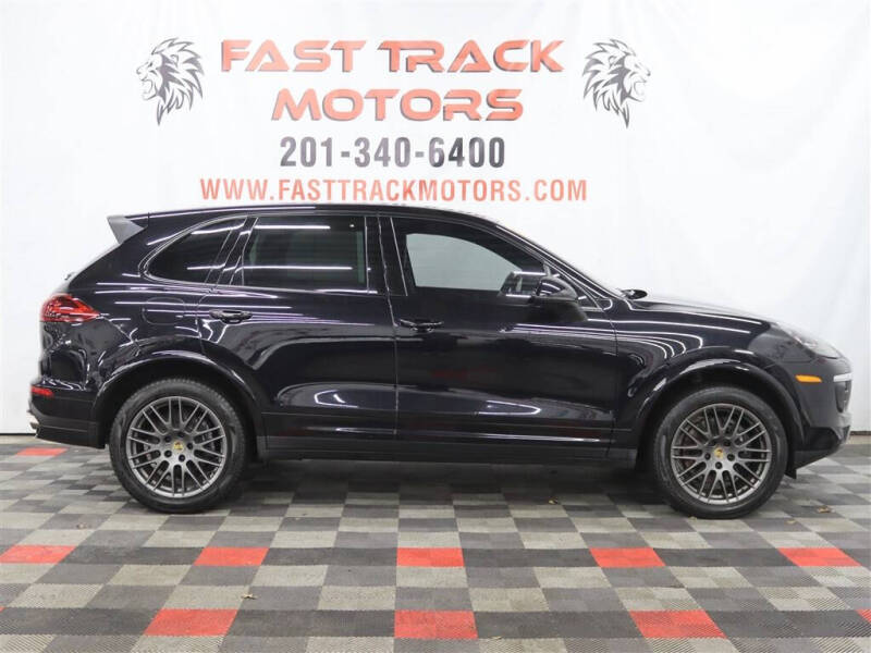 2017 Porsche Cayenne Platinum Edition