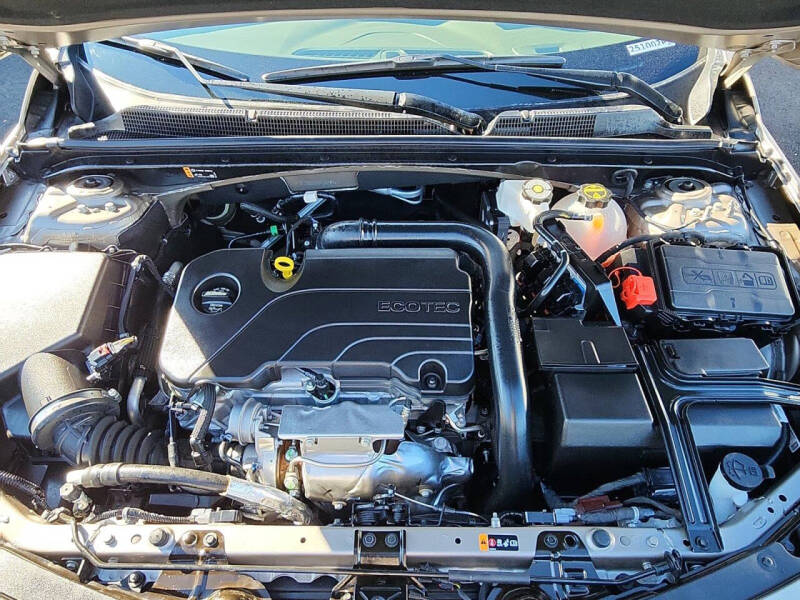 2025 Chevrolet Malibu LS