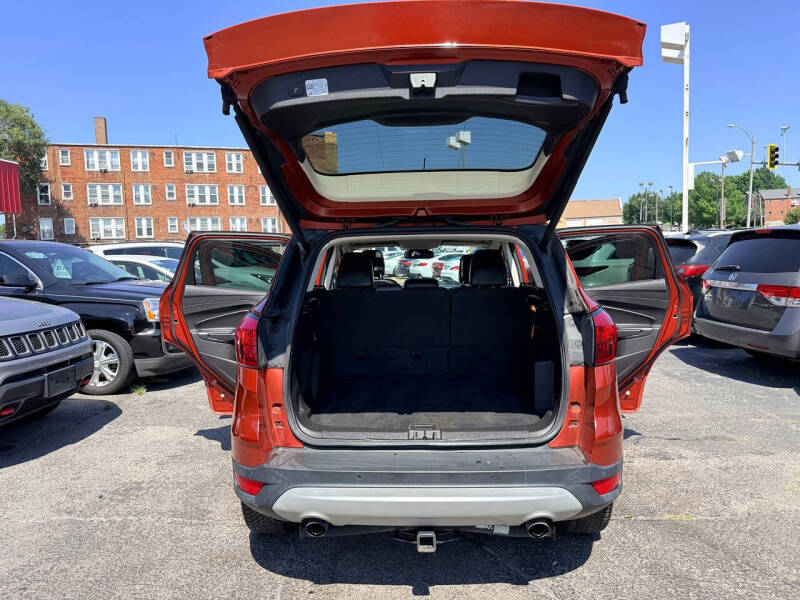 2019 Ford Escape Titanium