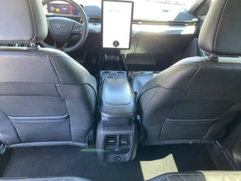 2021 Ford Mustang Mach-E Select