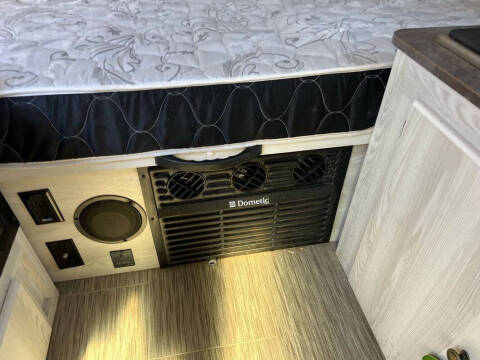 2019 Flagstaff Camping Trailer