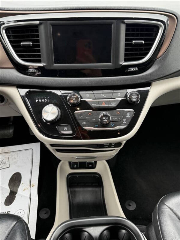 2018 Chrysler Pacifica Touring L