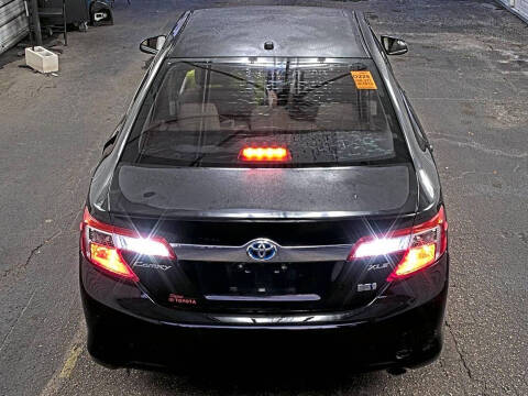 2012 Toyota Camry Hybrid XLE