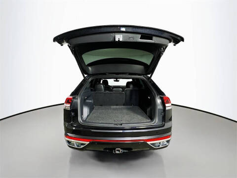 2021 Volkswagen Atlas Cross Sport V6 SE R-Line