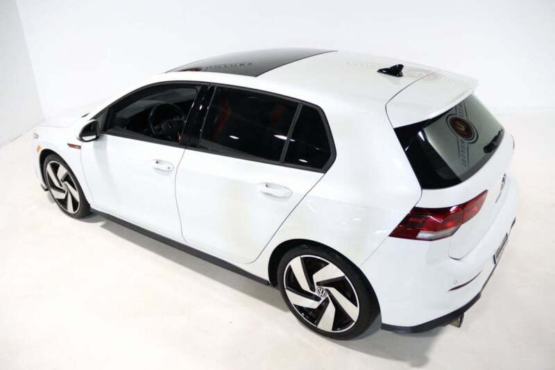 2022 Volkswagen Golf GTI SE