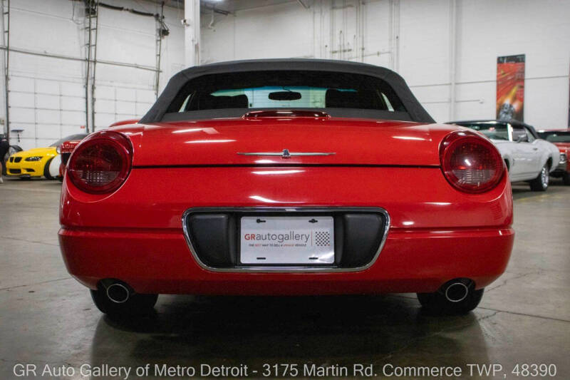 2002 Ford Thunderbird Deluxe