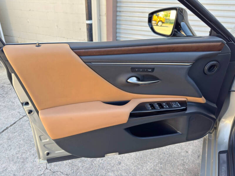 2023 Lexus ES 350