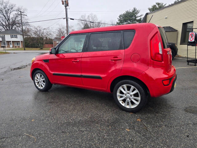 2012 Kia Soul for sale at QUEENSGATE AUTO SALES in York, PA