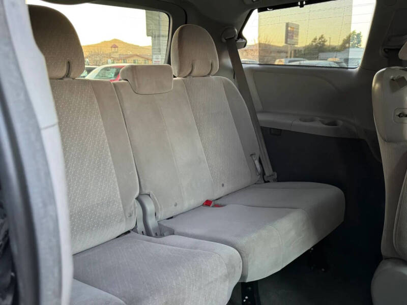 2017 Toyota Sienna