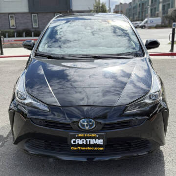 2020 Toyota Prius LE