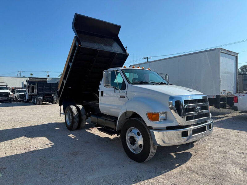 2006 Ford F-750 Super Duty