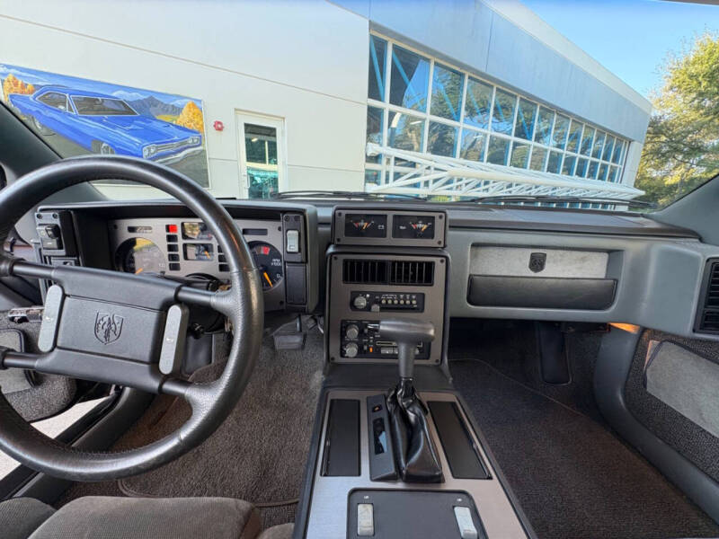 1987 Pontiac Fiero SE