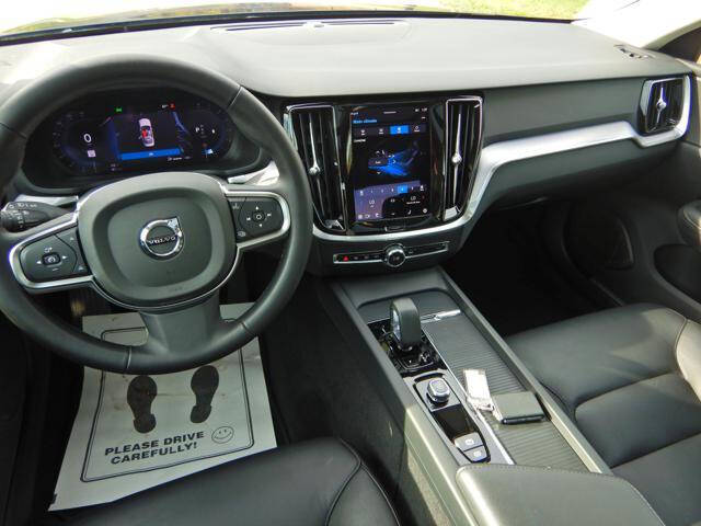 2025 Volvo S60 B5 Core