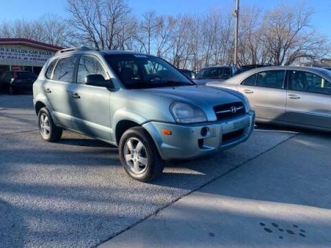 2007 Hyundai Tucson for sale at Dutch and Dillon Car Sales in Lee's Summit MO