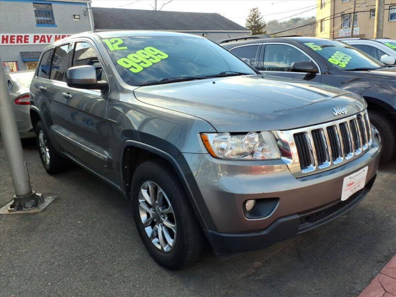 2012 Jeep Grand Cherokee Laredo's photo