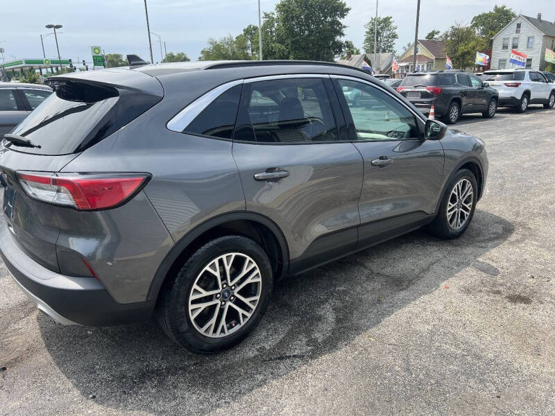 2021 Ford Escape SEL