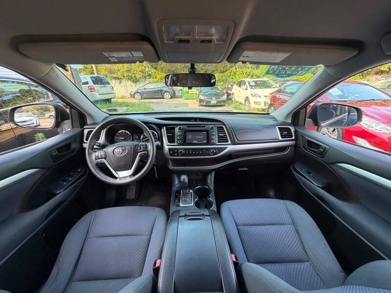 2015 Toyota Highlander LE Plus