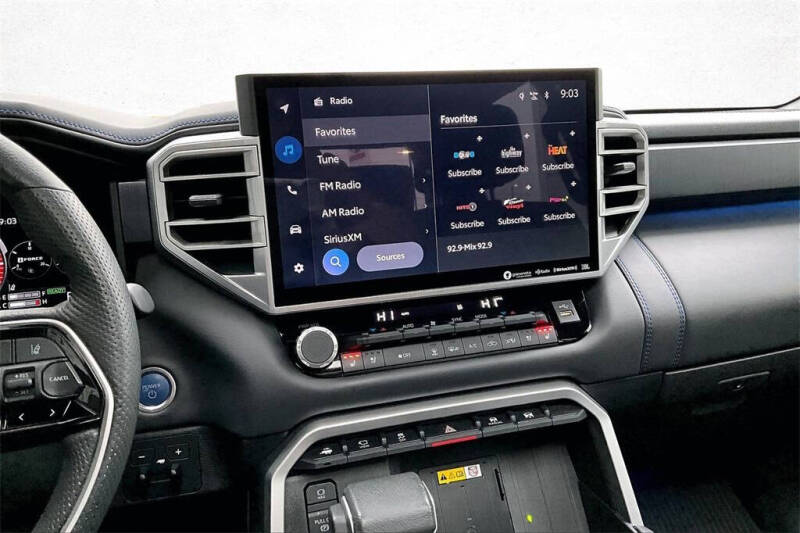 2023 Toyota Tundra Platinum HV