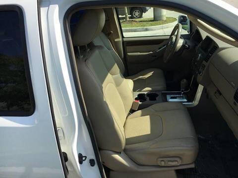 2010 Nissan Pathfinder LE