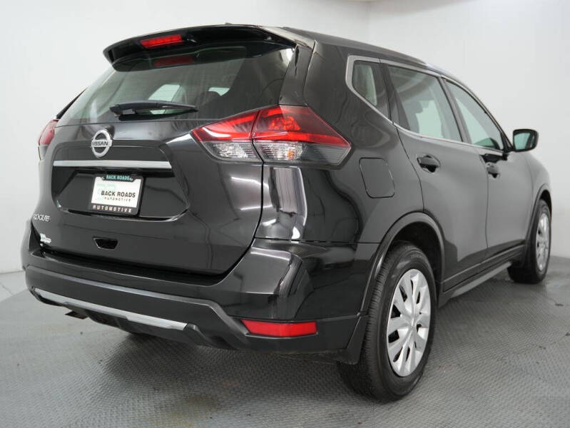2020 Nissan Rogue S