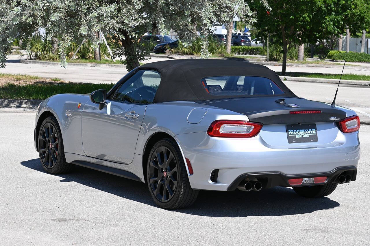 2018 FIAT 124 Spider 13