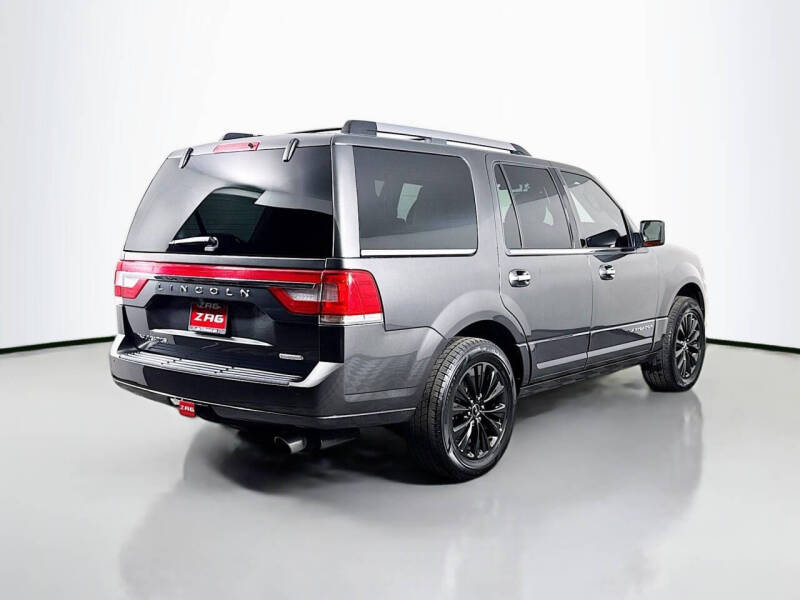 2016 Lincoln Navigator Select
