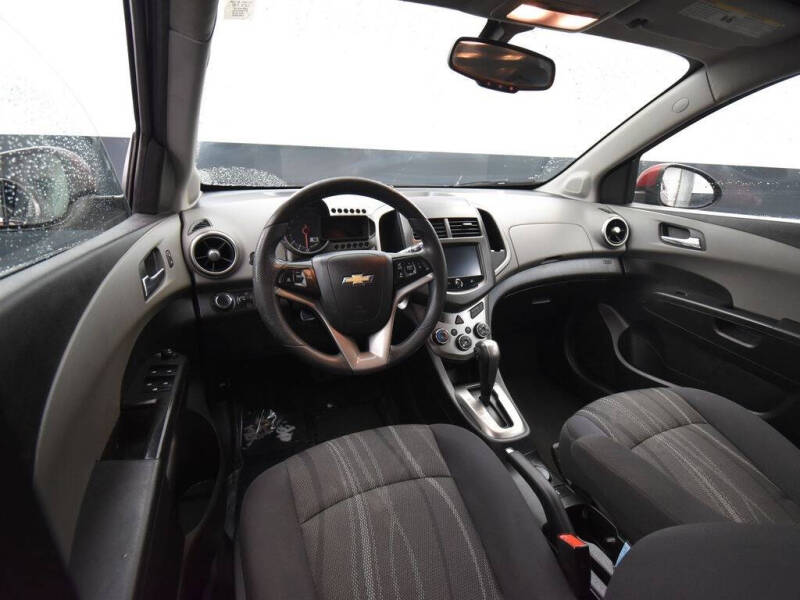 2016 Chevrolet Sonic LT Auto