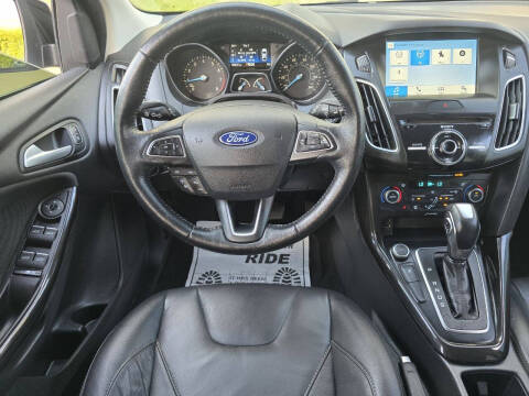 2017 Ford Focus Titanium