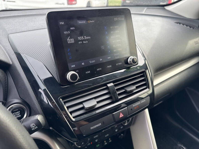 2024 Mitsubishi Eclipse Cross LE