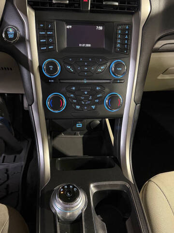 2018 Ford Fusion Hybrid SE