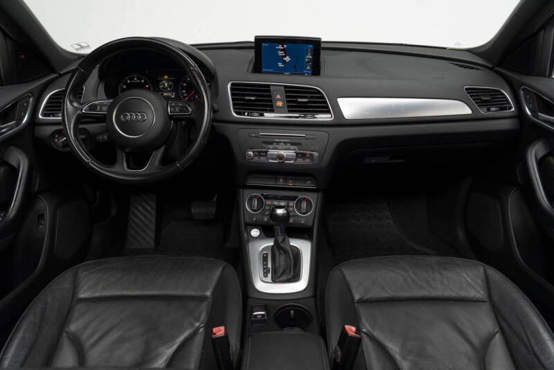 2016 Audi Q3 2.0T Premium Plus