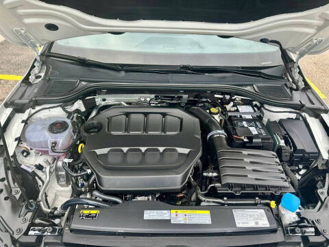 2024 Volkswagen Golf GTI 380 SE