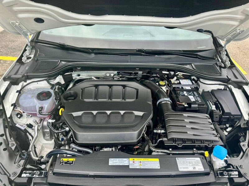 2024 Volkswagen Golf GTI 380 SE