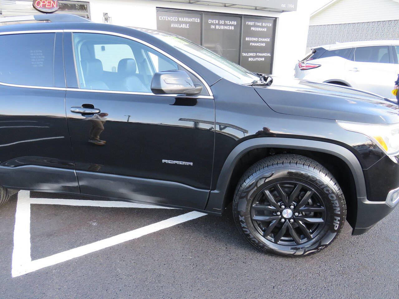 2019 GMC Acadia for sale at Colbert's Auto Outlet in Hickory, NC