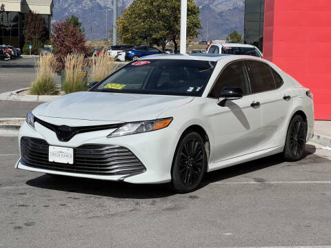 2019 Toyota Camry Hybrid XLE